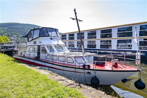 Werft Haßmersheim 15m Stahlmotoryacht