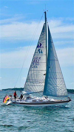 Hallberg Rassy 34 3