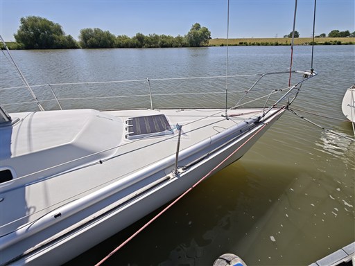 J 35 7