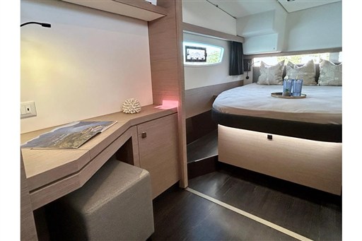 2021-fountaine-pajot-isla-40-sail-9970525-20251006194619240-2