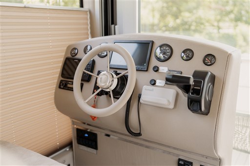 Hausboot Compact 88