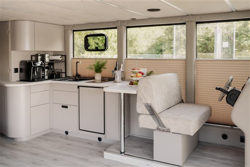 Hausboot Compact 119