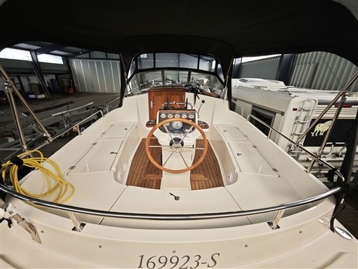 Intercruiser 28 Cabrio ELVIRA 20