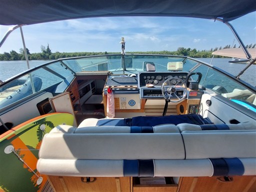 SeaRay300_02_rid25