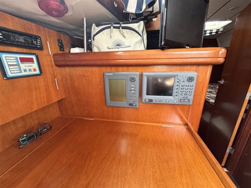 Beneteau Oceanis 40 CC - 23