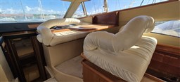 Ferretti 46 dinette