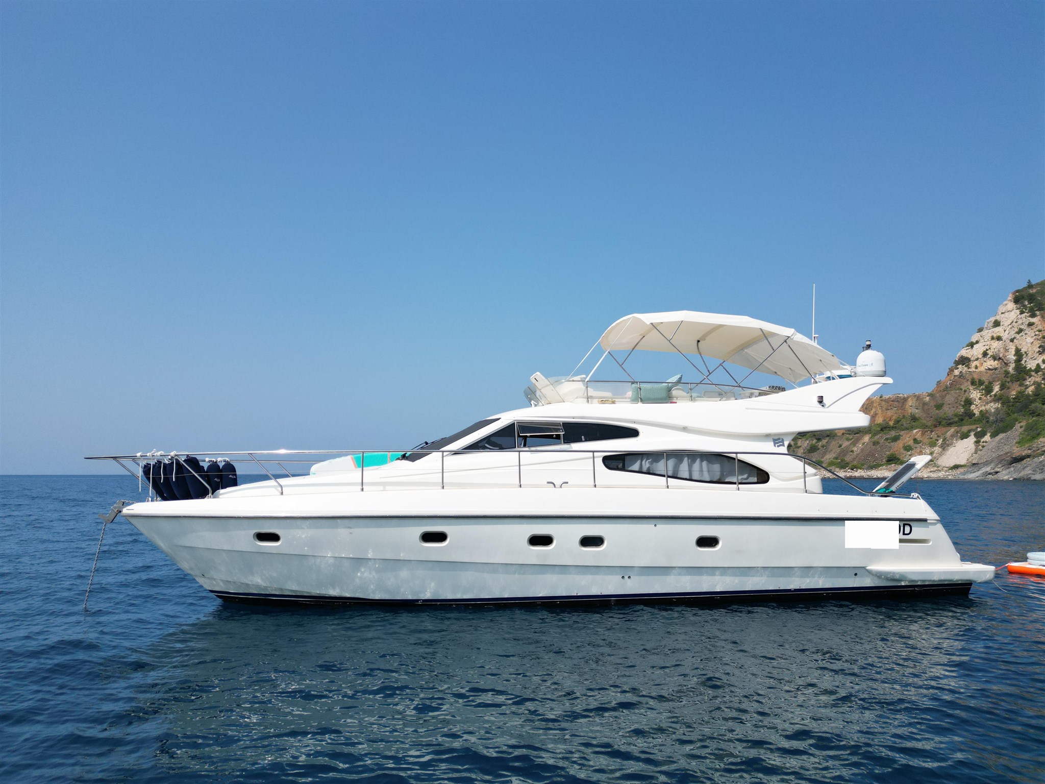 Ferretti 46