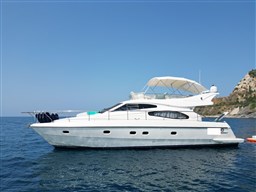 Ferretti 46