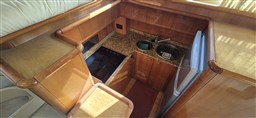 Ferretti 46 cucina