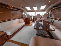 Princess V70 Saloon sx