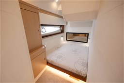 Focus 44_cabina ospiti matrimoniale