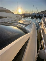 Atlantis 50_camminamento destro pruavia