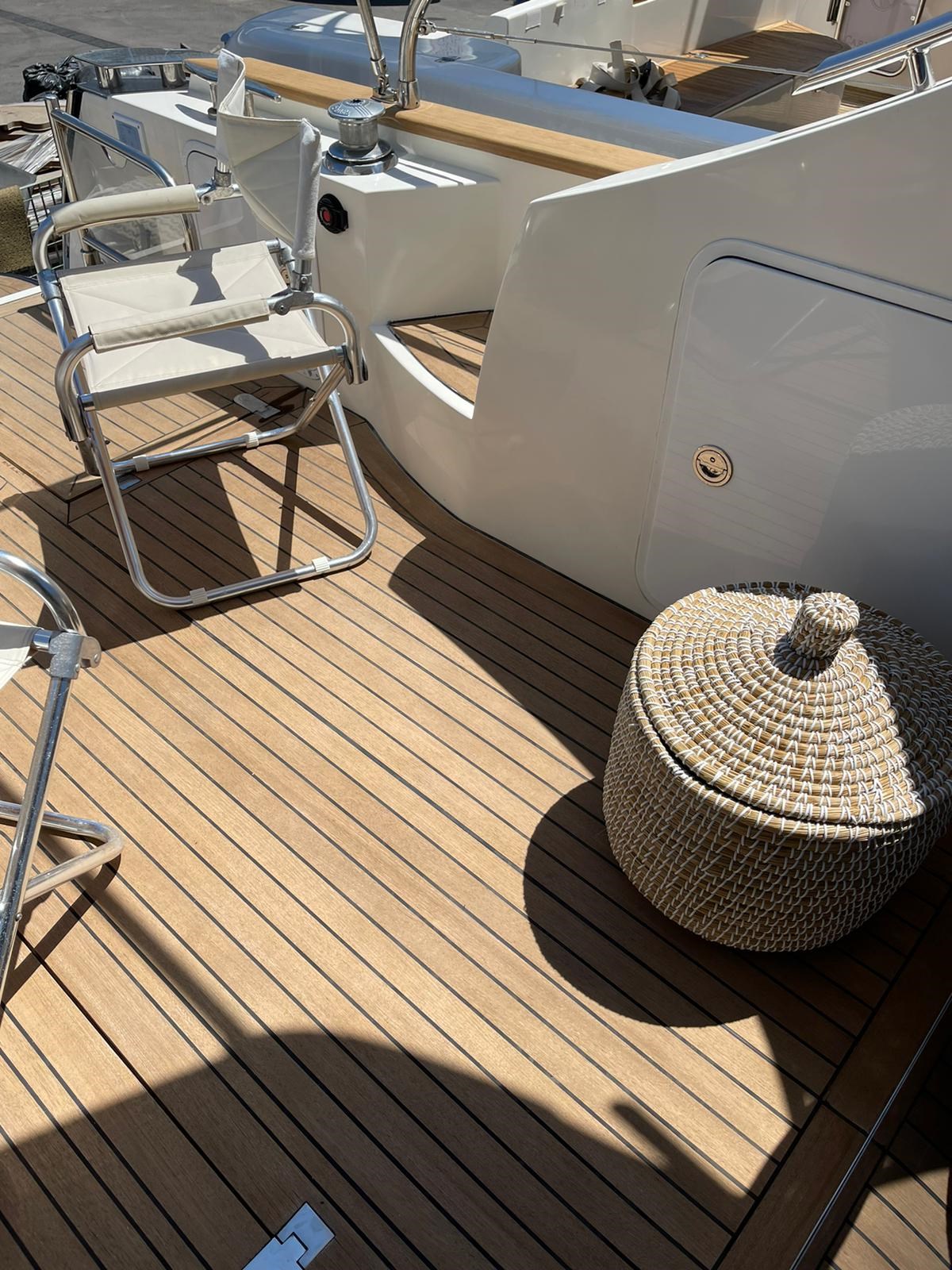 Goldstar 540 S_teak in pozzetto_up 2022