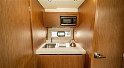 Beneteau GT 36_cucina_sistership