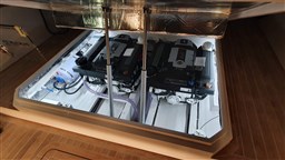 Focus Forza 37_white_sala macchine