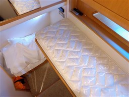 BERTRAM 540_cabina letti a castello