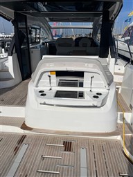 Beneteau Gran Turismo 45_postazione grill esterno