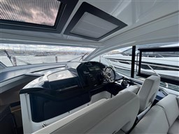 Beneteau Gran Turismo 45_postazione comandi