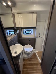 Beneteau Gran Turismo 45_servizi