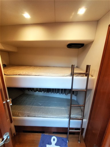 Sunseeker Manhattan 70 Ospiti con letti sovrapposti