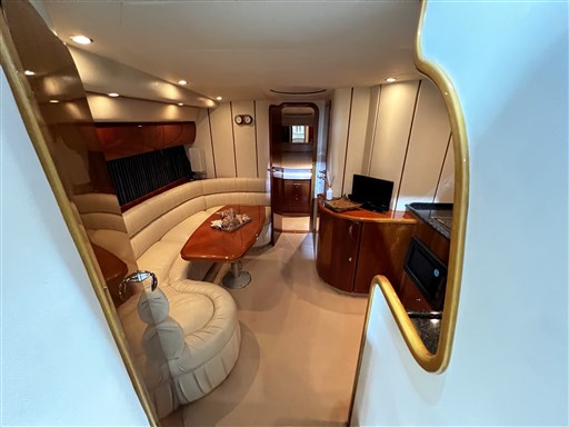 Princess V42