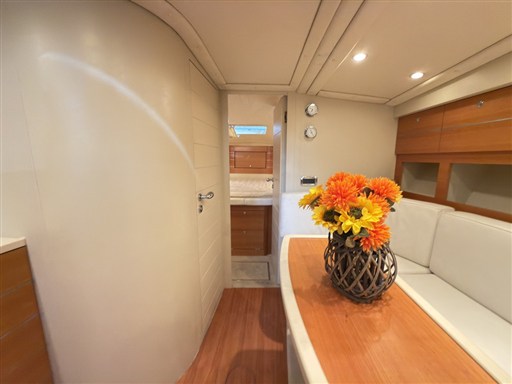 Colombo 42. 23 dinette