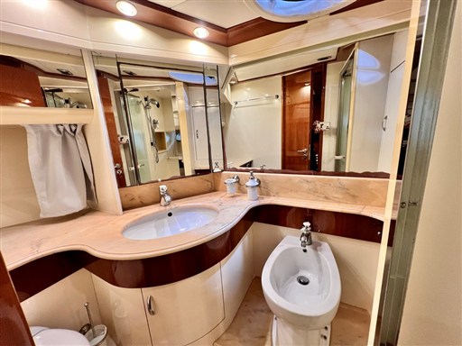 Cayman 62 - Bagno armatoriale