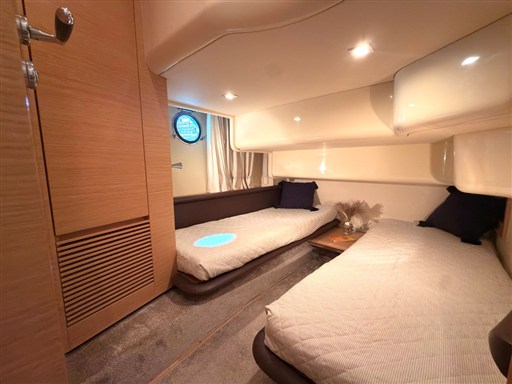 AZIMUT 43 FLY  Cab. ospiti