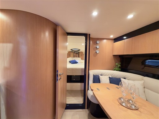 Sarnico 43 .27.dinette
