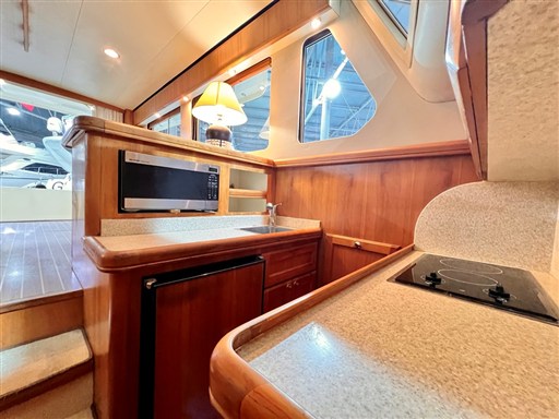 Mainship 34 26