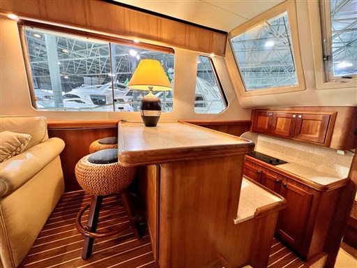 Mainship 34 23