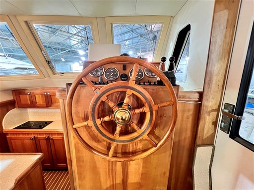 Mainship 34 20