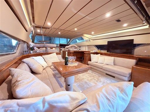 Ferretti 165-10- dinette 