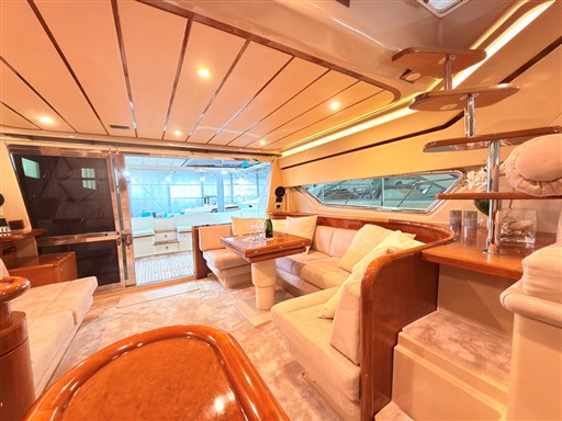 Ferretti 165-42-dinette