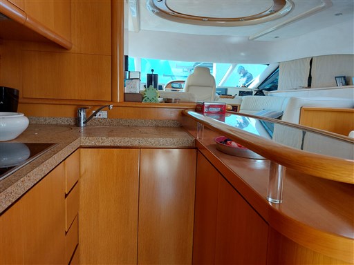 Rodman Yacht 64 Belisa, interno cucina