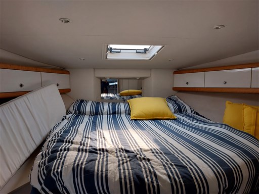 Trojan 370 express master bed room