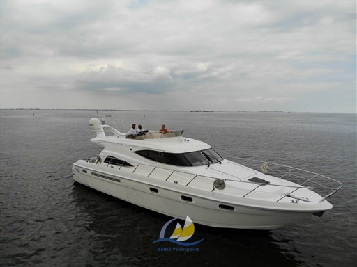 Sealine T 52