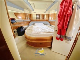 T52 # Schlafzimmer 1