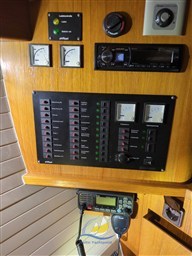 Luffe37_Innen_Elektrik_1