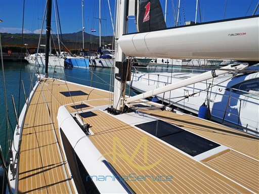 Deck portside