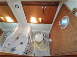 Private toilette