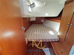 Aft cabin on port