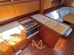 L-Galley