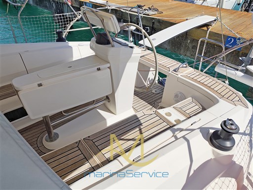 Back cockpit on port