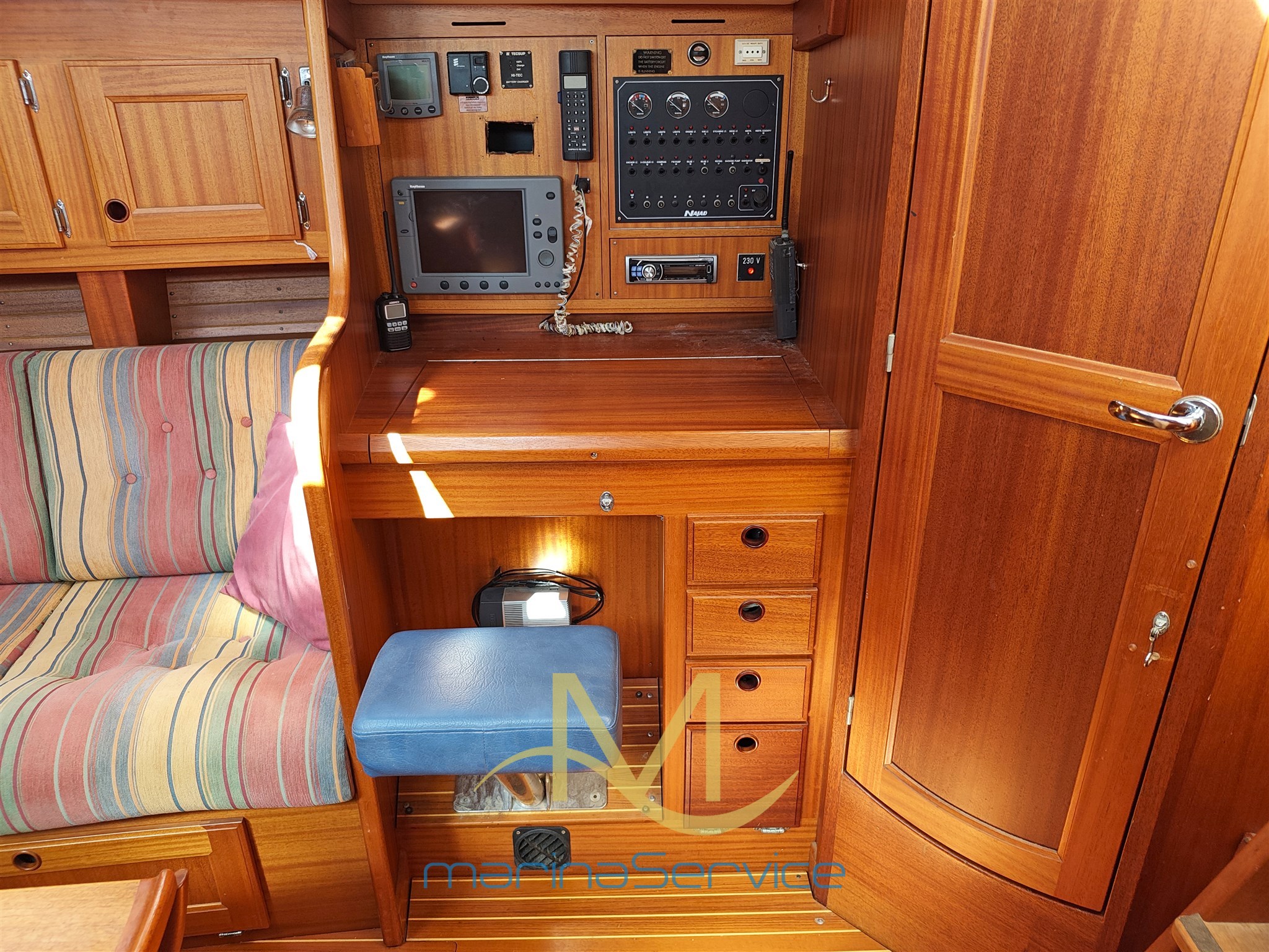 Nav station