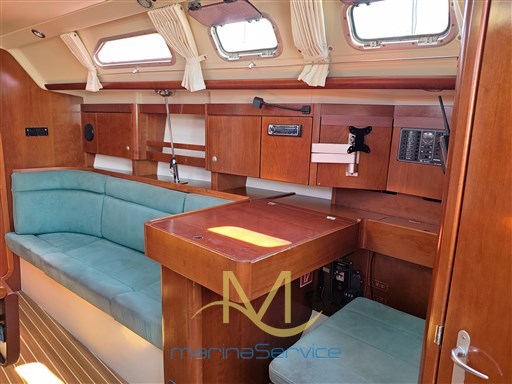 Nav station