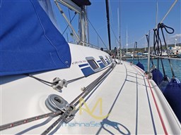 Starboard walkside