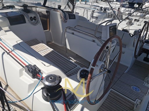 Side cockpit