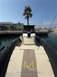 Bow sunbed