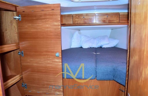 Double berth stern cabin